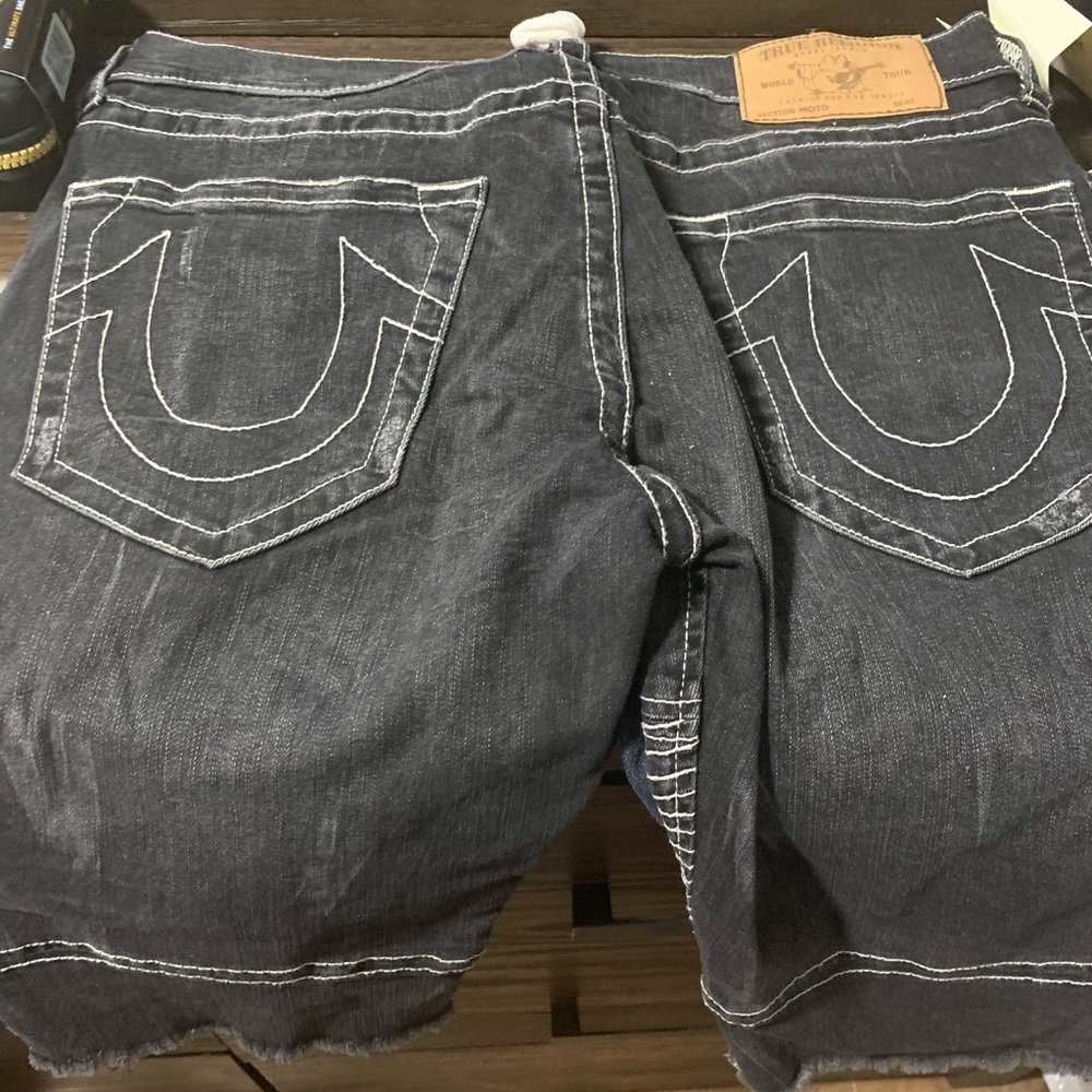 True religion Shorts. never worn